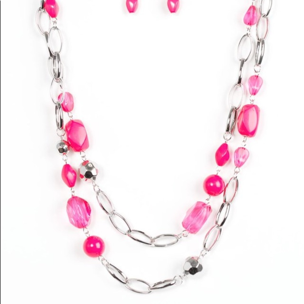 Necklace and earring set